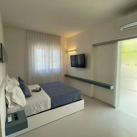 Sant'elia Deluxe Guest house